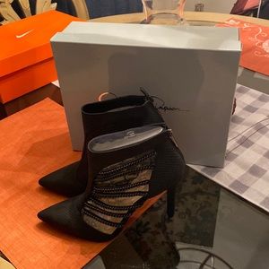 Brand New Jessica Simpson heel’s.